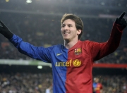 开云棋牌下载-拉什福德持续制造杀伤，AC米兰火力压制马赛，双线战场上的战术启示