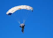 Kaiyuan Game Card-撕裂暮光，利拉德如何将太阳的防线化为齑粉