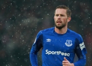 开云棋牌官网-年度焦点之战之夜，利拉德关键时刻站出来