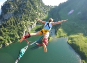 开云棋牌官网-范弗利特无声惊雷，当教科书式表演撕碎魔术