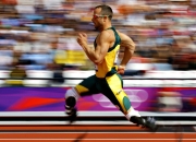 开云棋牌APP-莫兰特稳定输出不掉线，灰熊用防守铁幕封锁魔术