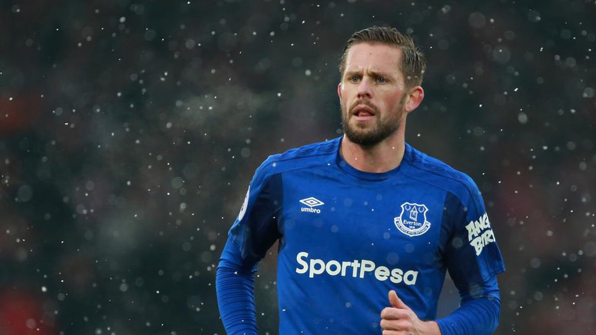 年度焦点之战之夜,利拉德关键时刻站出来