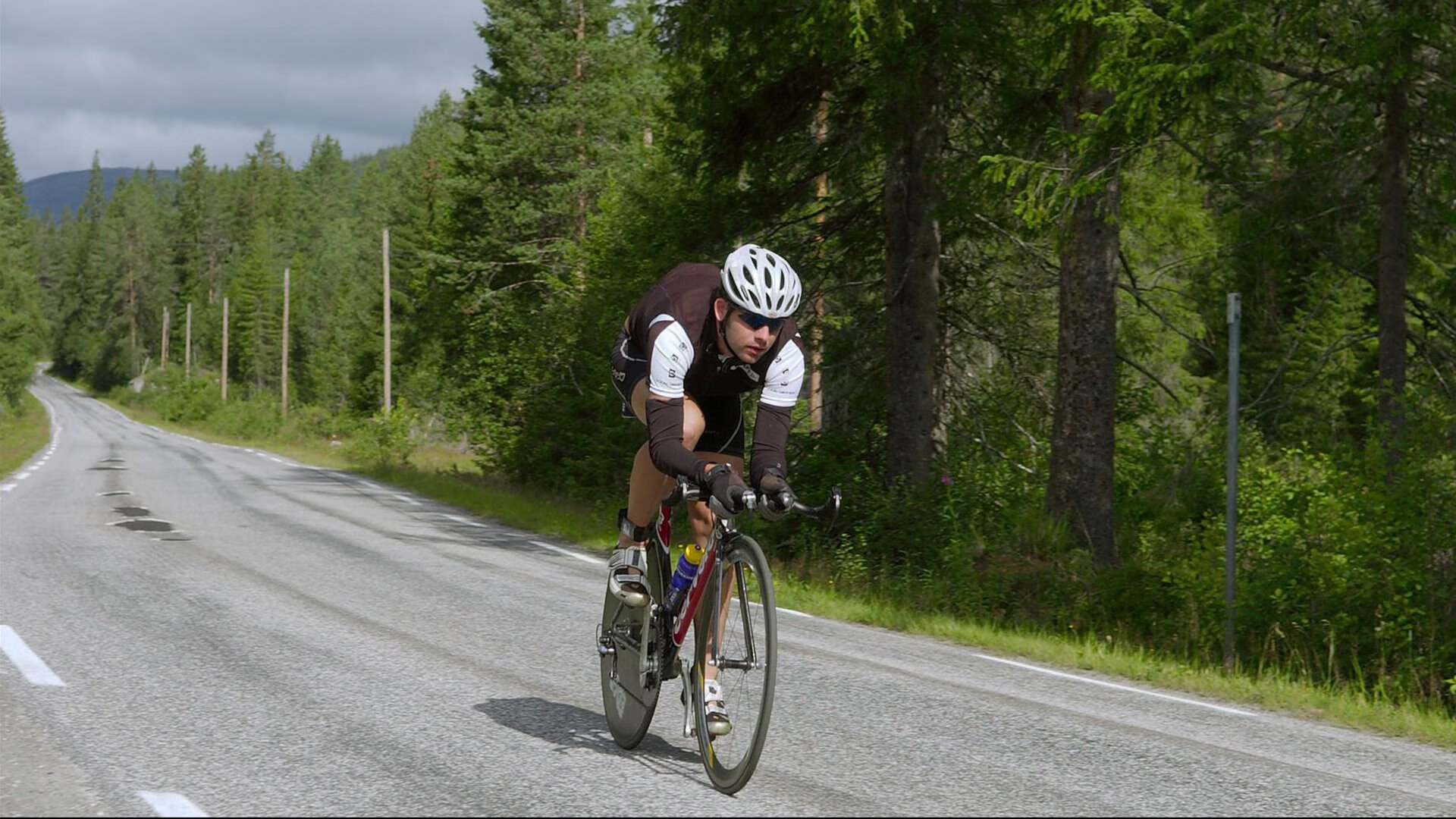 欧冠淘汰赛焦点战启示录，几内亚一波流如何带走日本队的战术灵魂