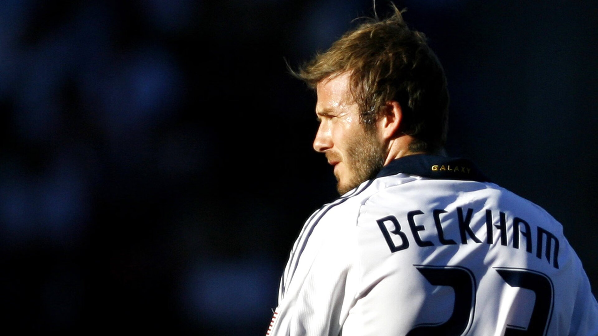 孔德神迹破纪录之夜,国际米兰惊魂险胜巴萨